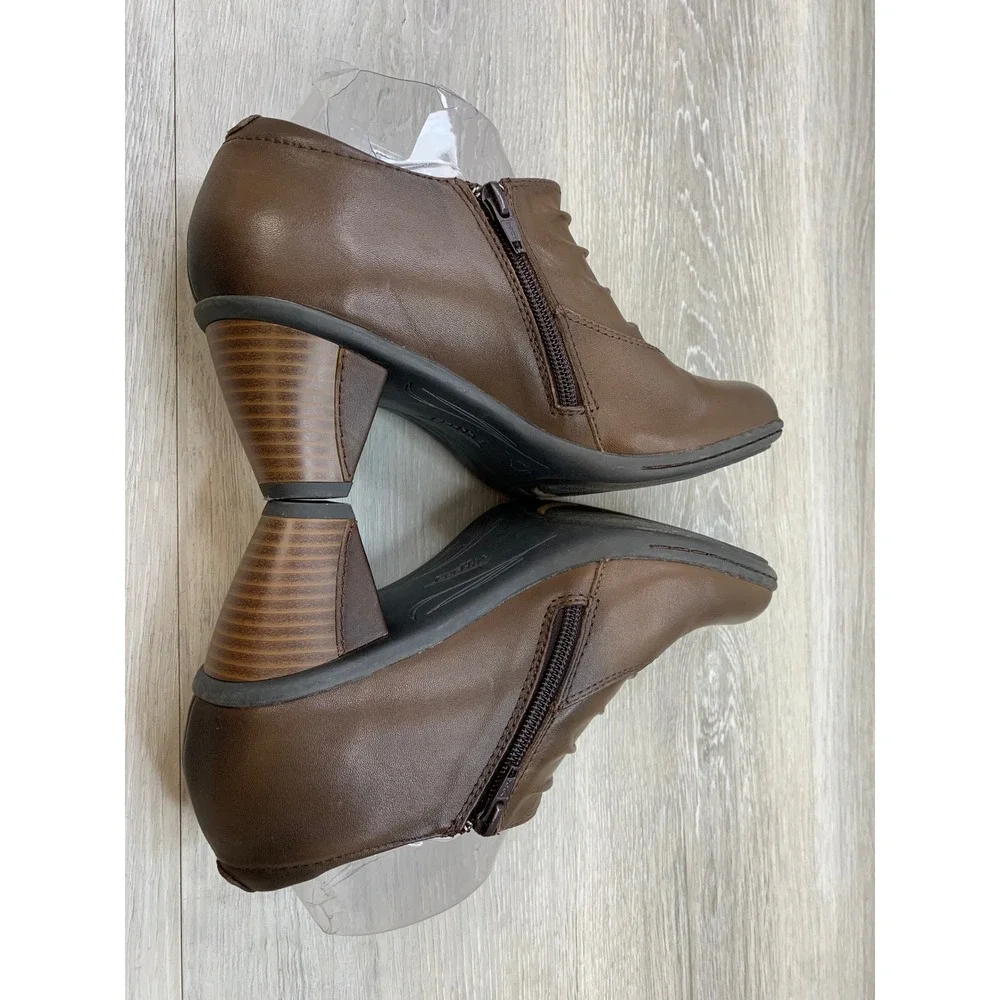Earth Brown Women's Ankle Boots Leather Pleated Button Shooties 8.5 Shoes